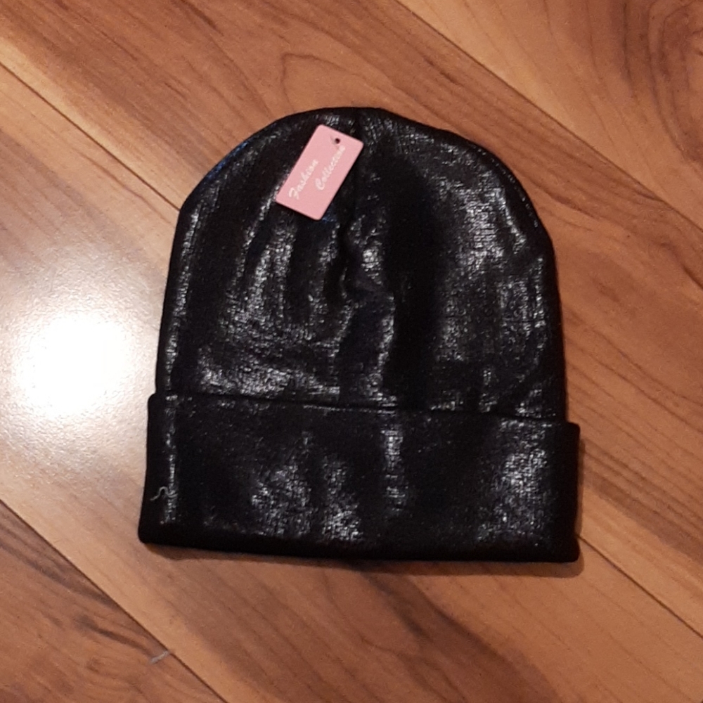 Metallic Winter Hat.  Smoke free home